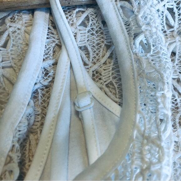 Vince Camuto Lace Top Women’s Size XS White Sheer Tank Lined Boho Crochet Boho - Picture 9 of 9